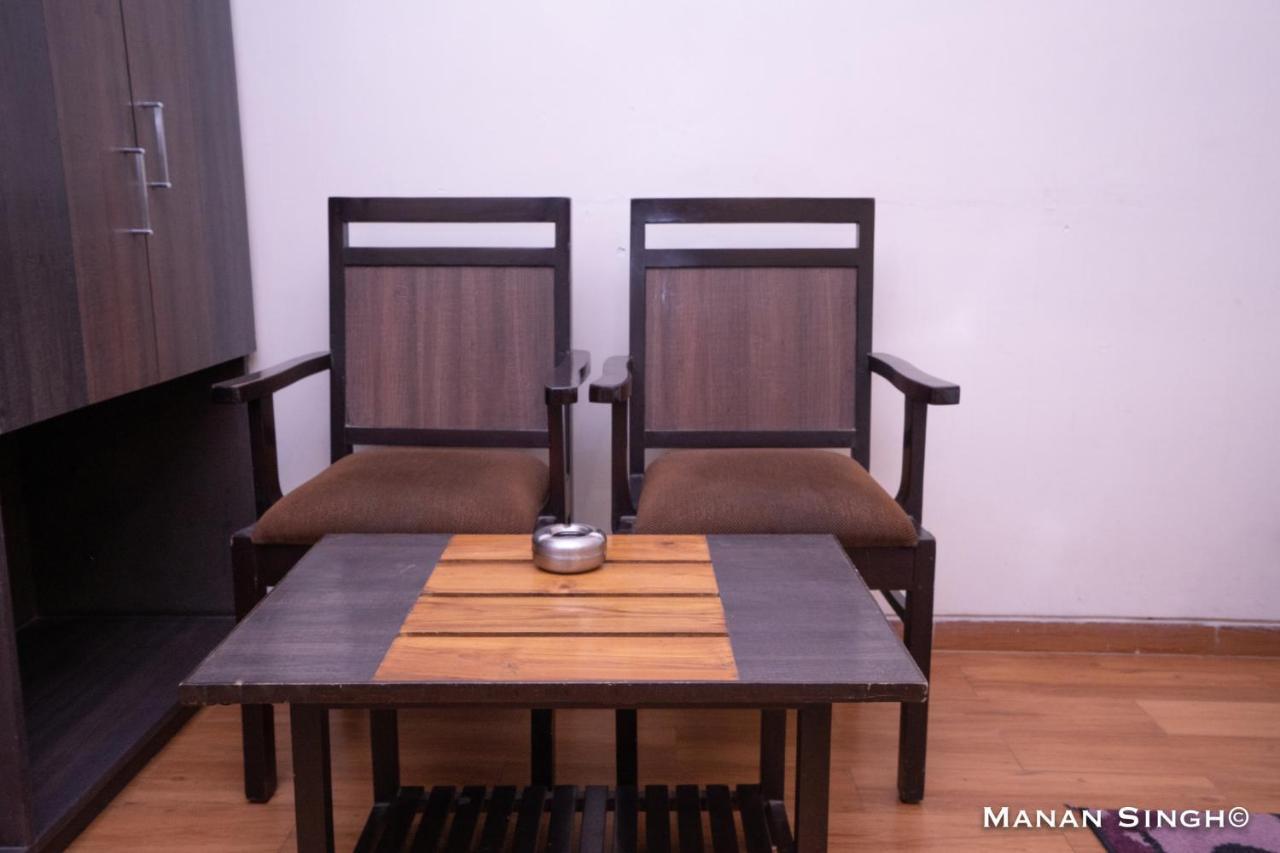 Hotel Samrat Jabalpur Esterno foto